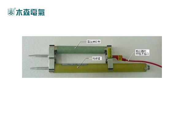 110kV河南電容電流測試將高壓保險卡在分壓器上的接線